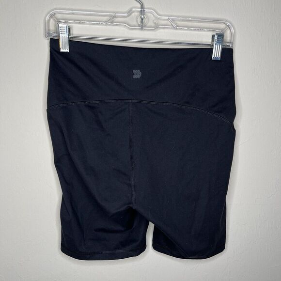 All In Motion Womens MEDIUM Black Active Compression Bike Shorts 7.5" - Picture 2 of 7